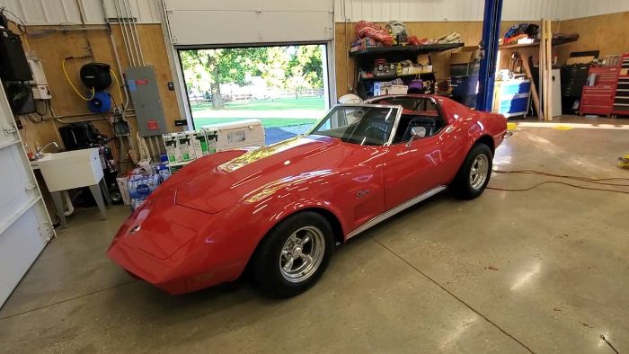 Unknown-Corvette-1973-Red