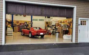 Unknown-Corvette-1973-Red-3