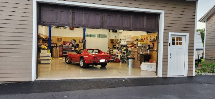 Unknown-Corvette-1973-Red-3