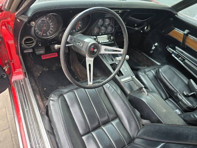 Unknown-Corvette-1973-Red-5