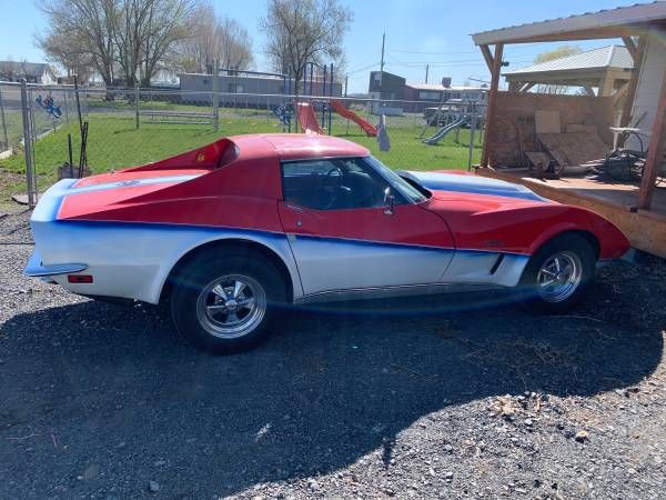 Unknown-Corvette-1973-Red-6