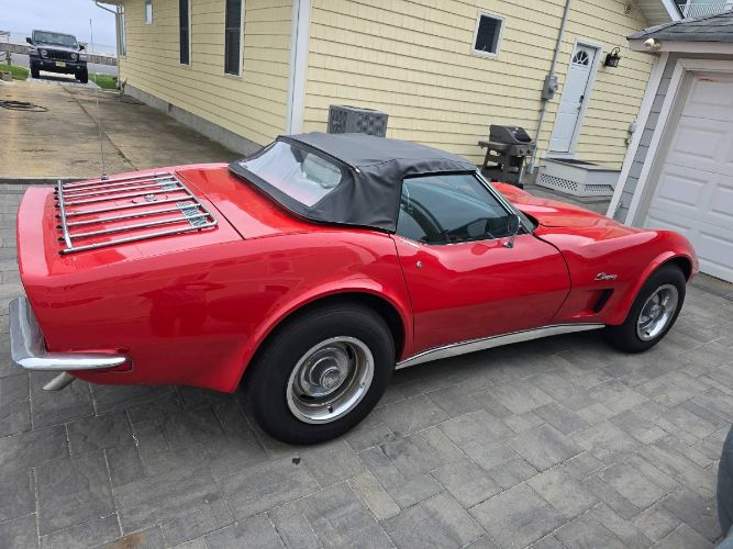 Unknown-Corvette-1973-Red-7