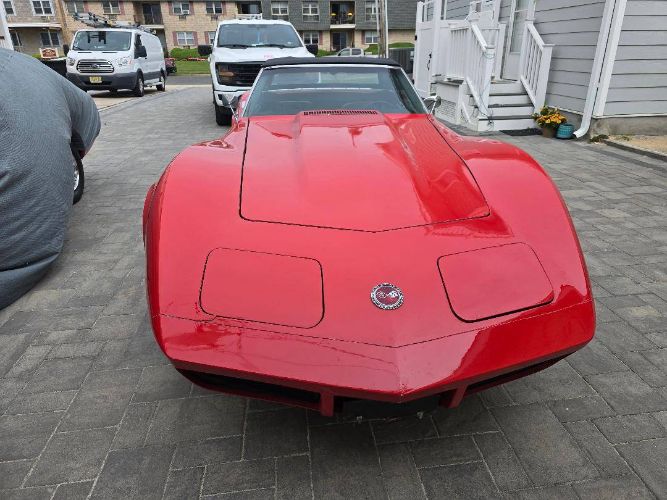 Unknown-Corvette-1973-Red