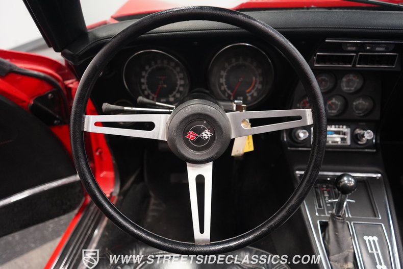 Unknown-Corvette-1973-Red-Black-4