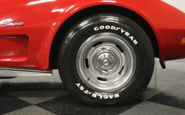 Unknown-Corvette-1973-Red-Red-31