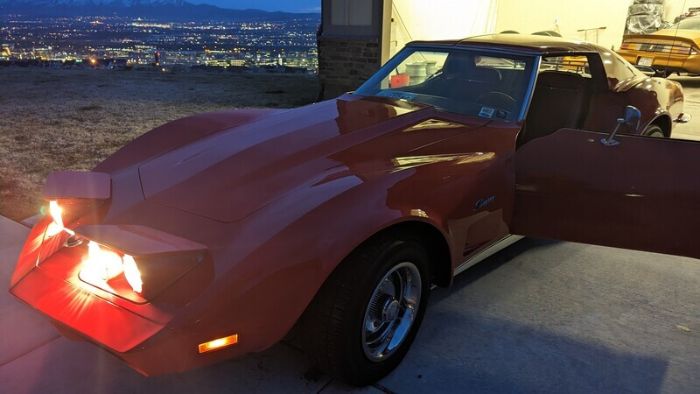 Unknown-Corvette-1973-Red-Red-4
