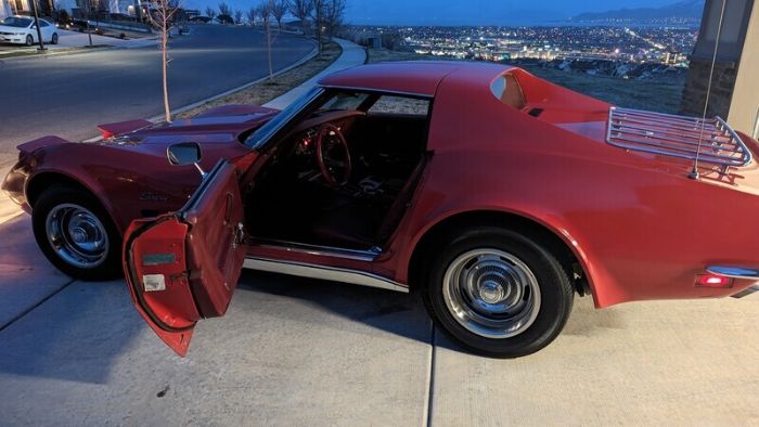 Unknown-Corvette-1973-Red-Red-9