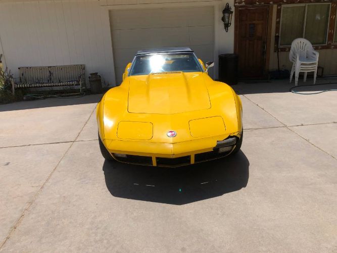 Unknown-Corvette-1973-Yellow-1