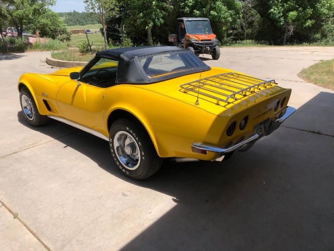 Unknown-Corvette-1973-Yellow-2