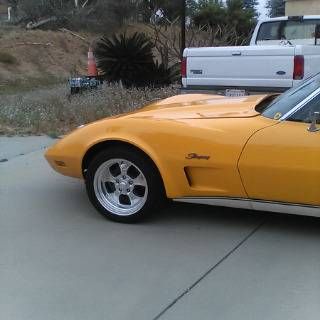 Unknown-Corvette-1973-Yellow-3