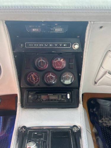 Unknown-Corvette-1974-10