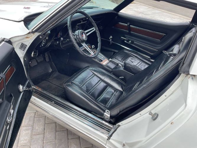 Unknown-Corvette-1974-5