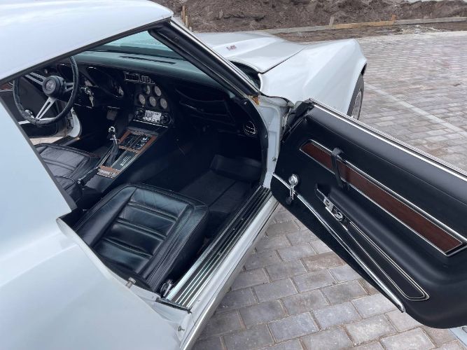 Unknown-Corvette-1974-7
