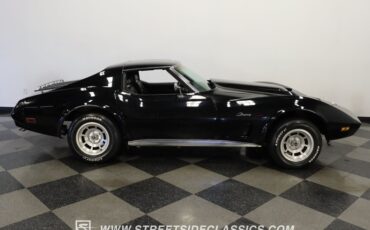 Unknown-Corvette-1974-Black-Black-12