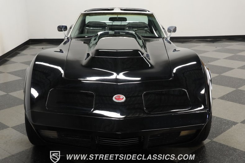 Unknown-Corvette-1974-Black-Black-15