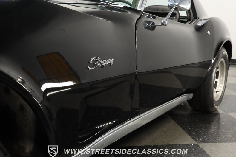 Unknown-Corvette-1974-Black-Black-20