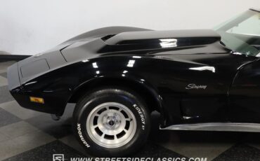 Unknown-Corvette-1974-Black-Black-22