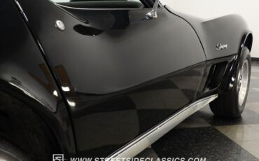 Unknown-Corvette-1974-Black-Black-25