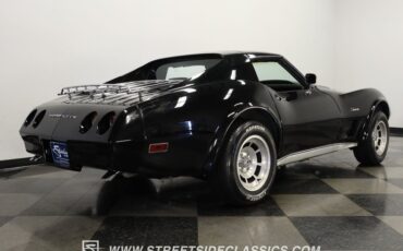 Unknown-Corvette-1974-Black-Black-26