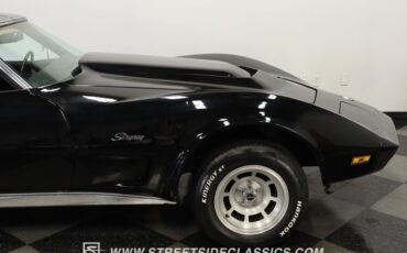 Unknown-Corvette-1974-Black-Black-28
