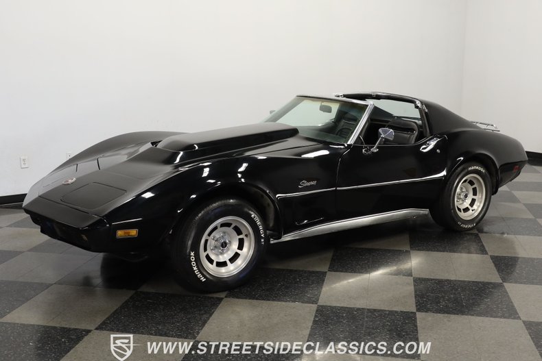 Unknown-Corvette-1974-Black-Black-3