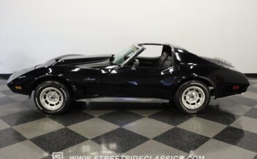 Unknown-Corvette-1974-Black-Black