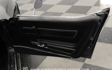 Unknown-Corvette-1974-Black-Black-47