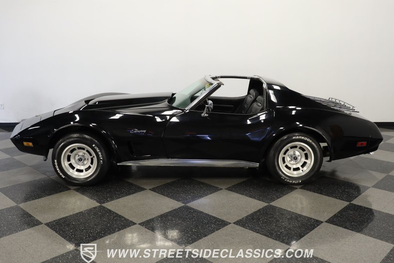Unknown-Corvette-1974-Black-Black