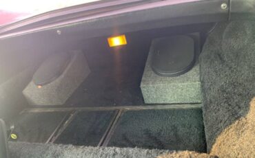 Unknown-Corvette-1974-Black-Leather-4