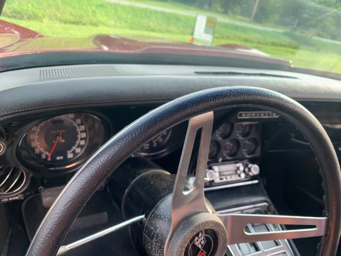 Unknown-Corvette-1974-Black-Leather-7