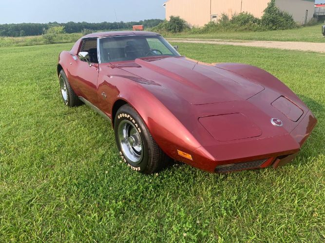 Unknown-Corvette-1974-Black-Leather