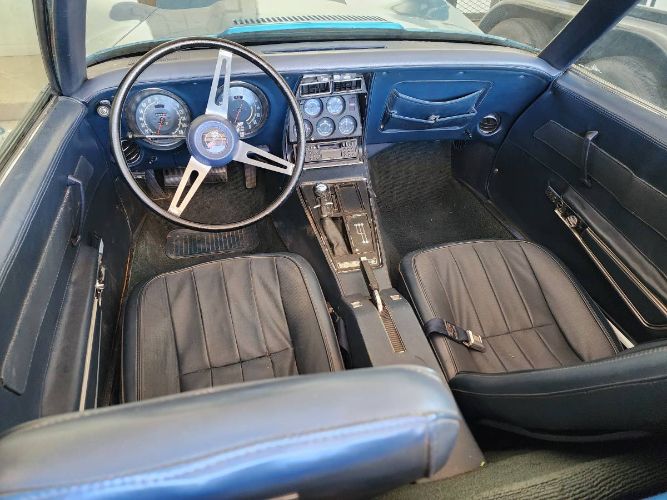 Unknown-Corvette-1974-Blue-15
