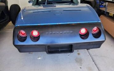 Unknown-Corvette-1974-Blue-18