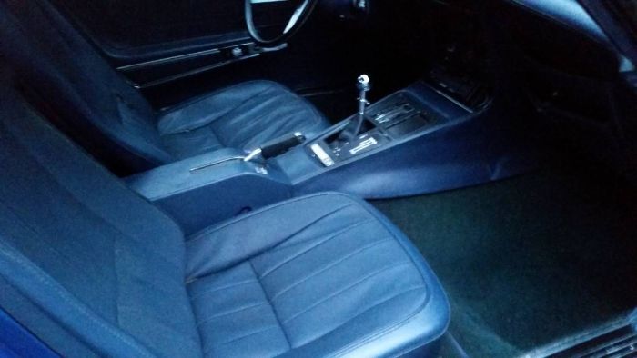 Unknown-Corvette-1974-Blue-3