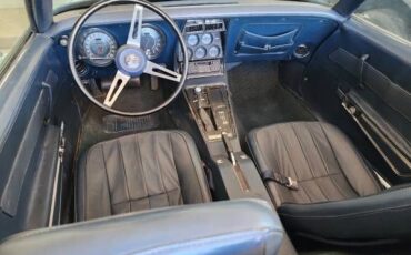 Unknown-Corvette-1974-BlueWhite-top-Blue-11