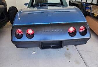Unknown-Corvette-1974-BlueWhite-top-Blue-14