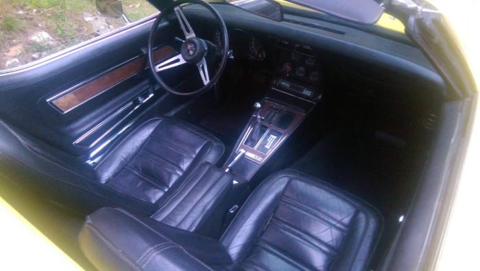 Unknown-Corvette-1974-Bridgehampton-Blue-Deluxe-Leather-7