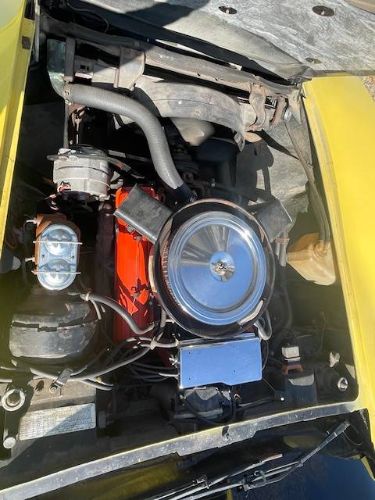 Unknown-Corvette-1974-Bright-Yellow-Saddle-7