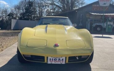 Unknown-Corvette-1974-Bright-Yellow-Saddle-9