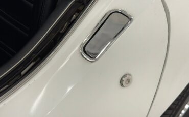 Unknown-Corvette-1974-Classic-White-Black-25