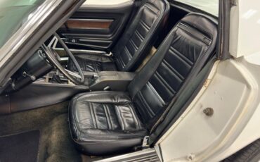 Unknown-Corvette-1974-Classic-White-Black-6
