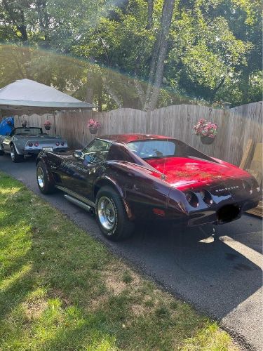 Unknown-Corvette-1974-Dark-Cherry-Metallic-13