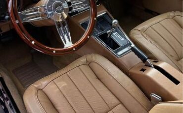 Unknown-Corvette-1974-Dark-Cherry-Metallic-6
