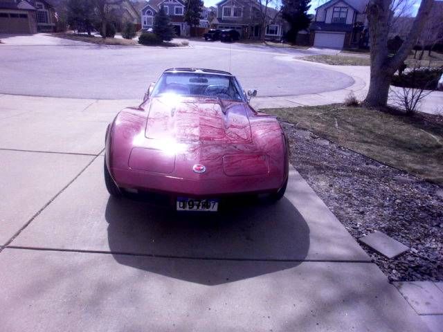Unknown-Corvette-1974-Medium-Red-Metallic-Silver-Leather-11