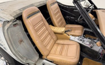 Unknown-Corvette-1974-Primer-Gray-Medium-Saddle-14