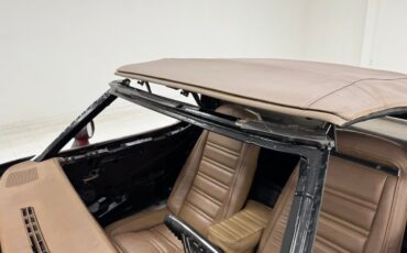 Unknown-Corvette-1974-Primer-Gray-Medium-Saddle-35