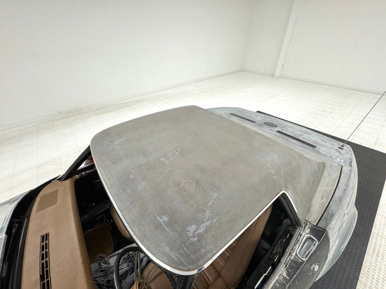 Unknown-Corvette-1974-Primer-Gray-Medium-Saddle-36