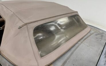 Unknown-Corvette-1974-Primer-Gray-Medium-Saddle-37
