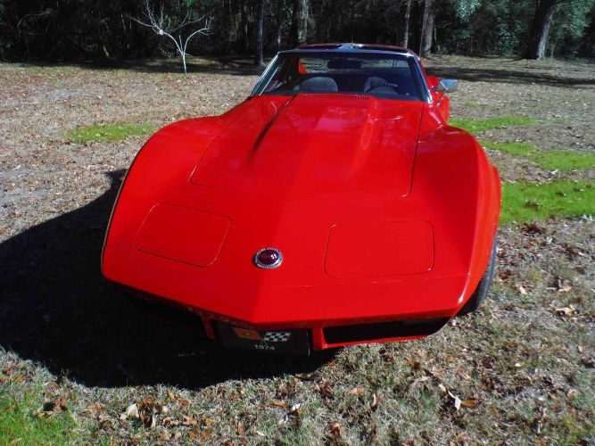 Unknown-Corvette-1974-Red-1