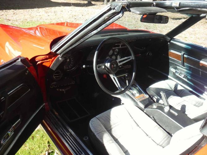 Unknown-Corvette-1974-Red-12